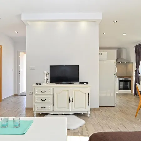 House Suljo 2219 Tatil Evi