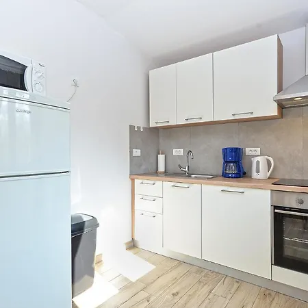 House Suljo 2219 Galižana